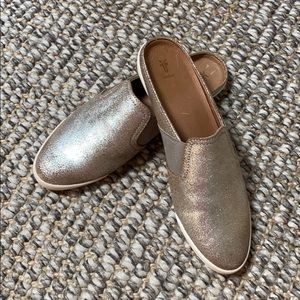 Frye Melanie Mule